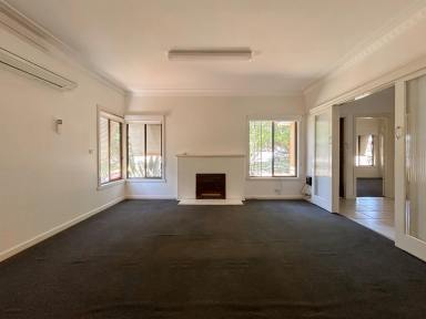 House For Sale - NSW - Tooleybuc - 2736 - 250 Metres to the Murray River  (Image 2)