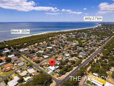 House Sold - WA - Broadwater - 6280 - Indulge Yourself with this Stunning Beachside Residence!  (Image 2)