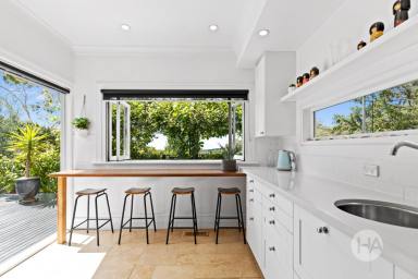 House For Sale - VIC - Red Hill South - 3937 - Enchanting Treechange on an Acre with Bay Views  (Image 2)