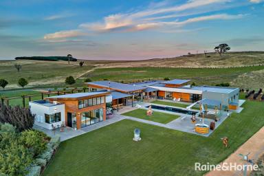 House Auction - NSW - Jeir - 2582 - "Bottega"- Luxury Rural Retreat with State-of-the-Art Living  (Image 2)