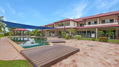 Townhouse For Sale - QLD - Cardwell - 4849 - Absolute Waterfront Townhouse in Cardwell - Fully Furnished  (Image 2)