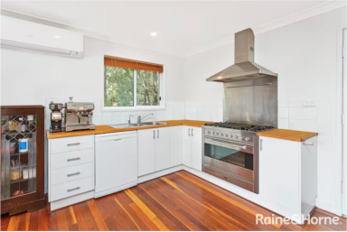 House Leased - NSW - Kangaroo Valley - 2577 - Fully Furnished Home!  (Image 2)