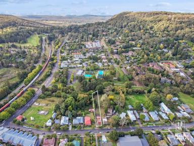 House For Sale - NSW - Bowral - 2576 - Prime Residental Lot in the Heart of Bowral CBD  (Image 2)
