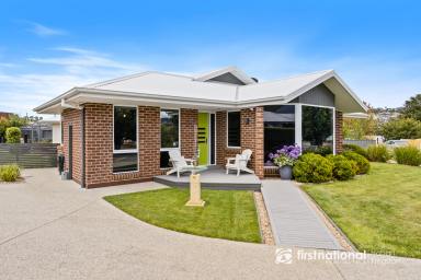 House For Sale - TAS - Kingston - 7050 - Exceptional Family Home with Immaculate Presentation  (Image 2)