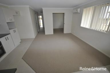 House Leased - NSW - Worrigee - 2540 - CONVENIENT & COSY  (Image 2)