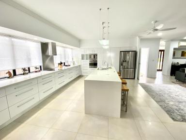 House For Sale - QLD - Ayr - 4807 - Luxury Home in Modern Housing Estate  (Image 2)
