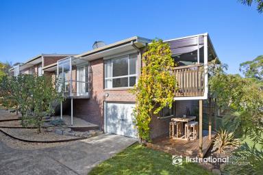 Unit Leased - TAS - Kingston - 7050 - Light & Bright Unit in Great Location  (Image 2)