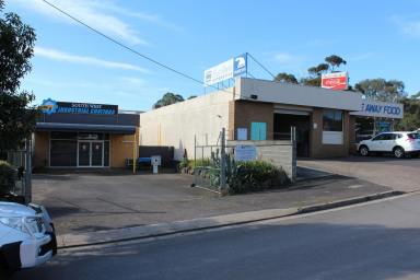 Industrial/Warehouse Leased - VIC - Hamilton - 3300 - Ideal sized industrial shed  (Image 2)