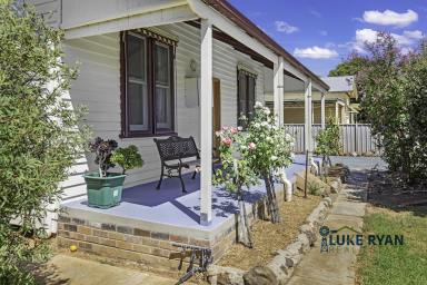 House For Sale - VIC - Rochester - 3561 - NEWLY RENOVATED COTTAGE-STYLE HOME ON EXPANSIVE 3000m2 ALLOTMENT  (Image 2)