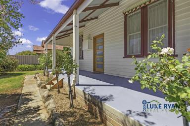 House For Sale - VIC - Rochester - 3561 - NEWLY RENOVATED COTTAGE-STYLE HOME ON EXPANSIVE 3000m2 ALLOTMENT  (Image 2)