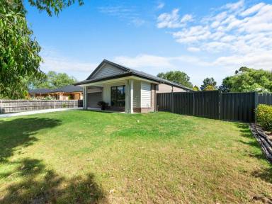 House For Sale - VIC - Wy Yung - 3875 - PERFECT HOME, PERFECT LOCATION – AND IT’S NEVER BEEN LIVED IN!  (Image 2)