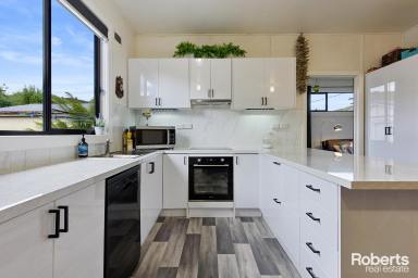 House For Sale - TAS - Queenstown - 7467 - Modernized 3-Bedroom Home in Prime Location  (Image 2)