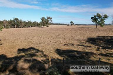 Mixed Farming For Sale - WA - Kendenup - 6323 - ESCAPE THE HUSTLE AND BUSTLE  (Image 2)
