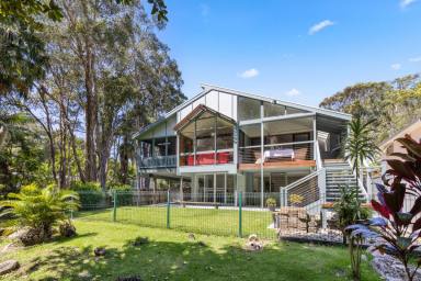 House For Sale - NSW - Arakoon - 2431 - Where Sophistication Meets Coastal Living  (Image 2)