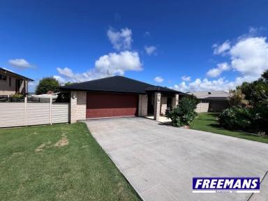 House For Sale - QLD - Kingaroy - 4610 - Stunning property, high on the hill offering complete privacy.  (Image 2)