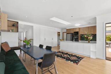 House Sold - VIC - Epsom - 3551 - Sophisticated Family Style  (Image 2)
