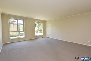 House Leased - VIC - Myrtleford - 3737 - 3 bedroom unit close to schools  (Image 2)