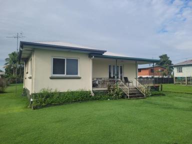 House Leased - QLD - Ingham - 4850 - 3 BEDROOM LOWSET HOME  - $300 PER WEEK - UNDER APPLICATION  (Image 2)