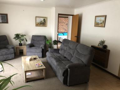 Unit Leased - VIC - Bairnsdale - 3875 - NEAT & TIDY  (Image 2)