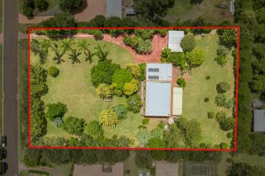 House Auction - QLD - Middle Ridge - 4350 - Endless Potential on an Exceptional 5,890m2 Level Allotment in Middle Ridge, Boasting a Coveted North-Eastern Aspect in a Quiet Cul-De-Sac Location.  (Image 2)