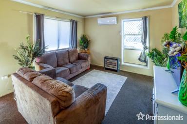 House For Lease - NSW - West Tamworth - 2340 - 11 Matheson Street  (Image 2)