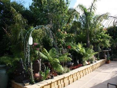 House For Sale - TAS - Scotchtown - 7330 - Private Retreat on 20 Acres with Separate Studio  (Image 2)