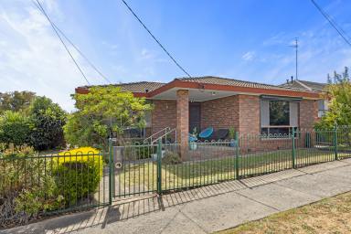 House For Sale - VIC - Invermay Park - 3350 - Updated Family Home in Prime Location!  (Image 2)