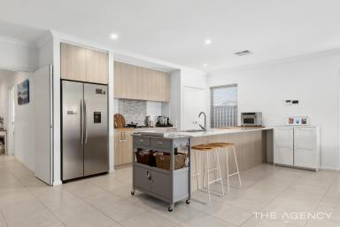 House Sold - WA - Baldivis - 6171 - SKIP BUILDING WITH THIS NEWLY BUILT BEAUTY  (Image 2)