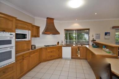 House Leased - QLD - Middle Park - 4074 - STUNNING FAMILY HOME IN MIDDLE PARK  (Image 2)