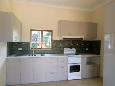 Unit Leased - NSW - Forster - 2428 - BEDSIT WITH ELECTRICITY & WATER INCLUDED  (Image 2)