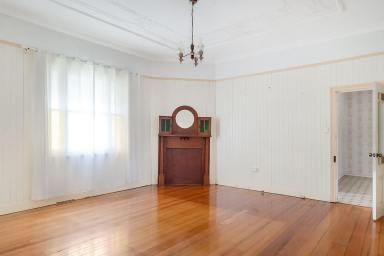 House Leased - QLD - Torrington - 4350 - Charming Character Home on Large Block!  (Image 2)