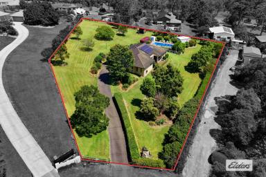 House For Sale - NSW - Taree - 2430 - THE PERFECT COMBINATION OF LIFESTYLE & LUXURY  (Image 2)