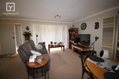 Unit Sold - VIC - Mooroopna - 3629 - SPACIOUS TWO BEDROOM UNIT ON ITS OWN TITLE!  (Image 2)