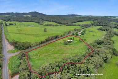 Acreage/Semi-rural For Sale - QLD - Julatten - 4871 - ENTRY LEVEL RURAL LIFESTYLE OPPORTUNITY  (Image 2)