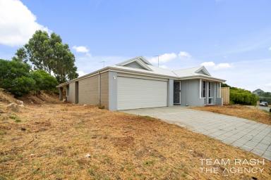 House Sold - WA - Dawesville - 6211 - Modern Living Awaits at 5 Newell Place, Dawesville  (Image 2)