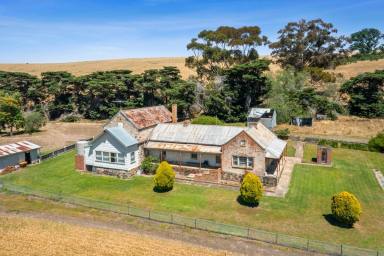 Cropping For Sale - VIC - Batesford - 3213 - "Lawrence Park"  (Image 2)