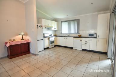 Villa For Sale - NSW - Inverell - 2360 - LOW MAINTENANCE & EASY LIVING  (Image 2)