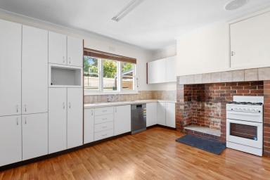 House Sold - VIC - Kennington - 3550 - A Great Opportunity For First Home Buyers  (Image 2)