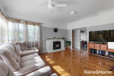 House Sold - NSW - Nowra - 2541 - Wow, Winner for a Beginner!  (Image 2)