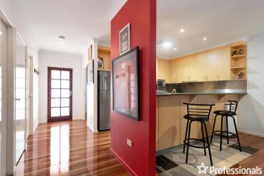 Townhouse For Sale - QLD - Mackay - 4740 - Inner City Apartment!  (Image 2)
