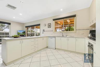 House Sold - VIC - Echuca - 3564 - A Craftsman Built Home In Quiet Court Location  (Image 2)