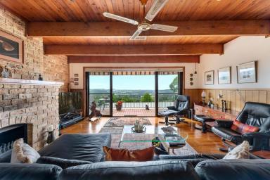 Acreage/Semi-rural For Sale - NSW - Berry Mountain - 2535 - Unrivalled Scenery with All the Convenience  (Image 2)