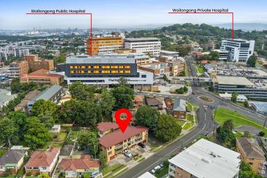 Unit For Sale - NSW - Wollongong - 2500 - Modern 3 Bedroom Apartment  (Image 2)