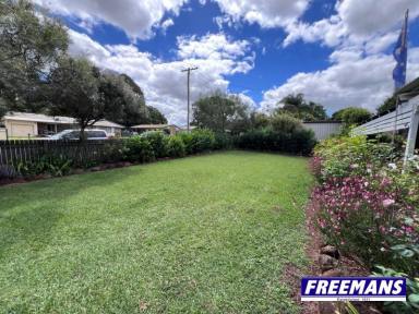 House Sold - QLD - Kingaroy - 4610 - Tidy brick with side access into the rear yard  (Image 2)