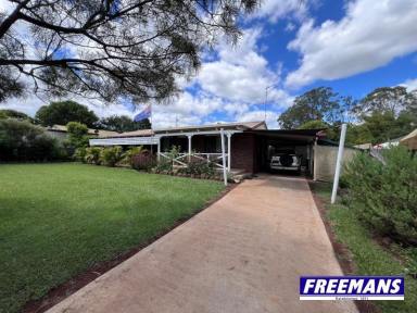 House Sold - QLD - Kingaroy - 4610 - Tidy brick with side access into the rear yard  (Image 2)