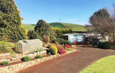 Lifestyle For Sale - TAS - Forth - 7310 - Where Country Meets Town - Where Land Meets Sea  (Image 2)