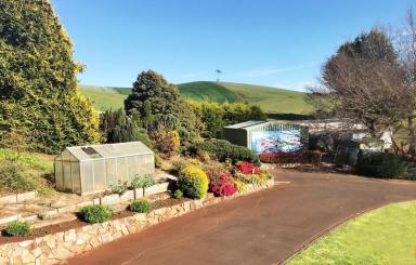 Lifestyle For Sale - TAS - Forth - 7310 - Where Country Meets Town - Where Land Meets Sea - Sold  (Image 2)