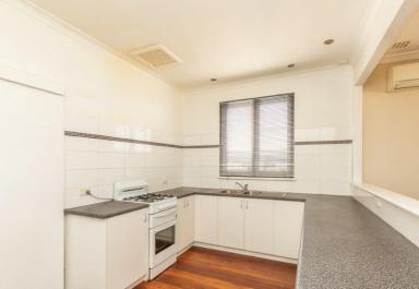 House Sold - WA - Queens Park - 6107 - UNDER OFFER PRIOR TO GOING TO MARKET!  (Image 2)