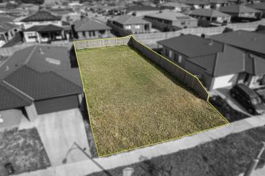 Residential Block For Sale - VIC - Warragul - 3820 - WATERFORD RISE ESTATE, PERFECT FOR YOUR NEW BUILD, CALL THE BUILDER  (Image 2)
