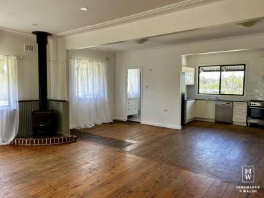 House For Lease - NSW - Bundanoon - 2578 - Attention Horse Lovers  (Image 2)